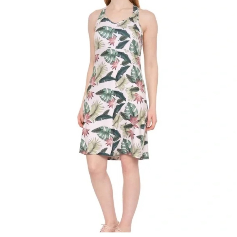 Freedom‎ trail by Kyodan active dress. Worn once
